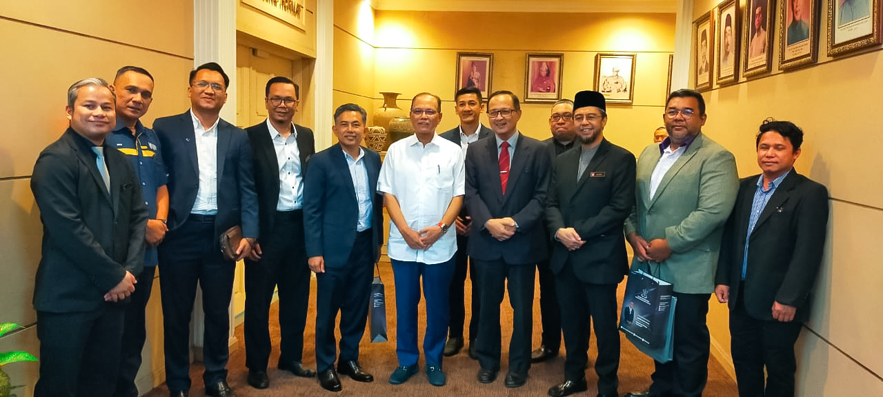 UHSB and UiTM VC Visits Pahang Chief Minister's Office